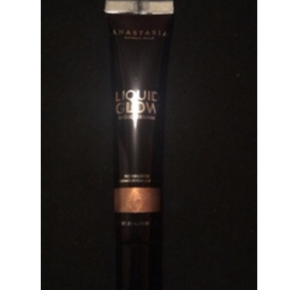 Anastasia BH Liquid Glow